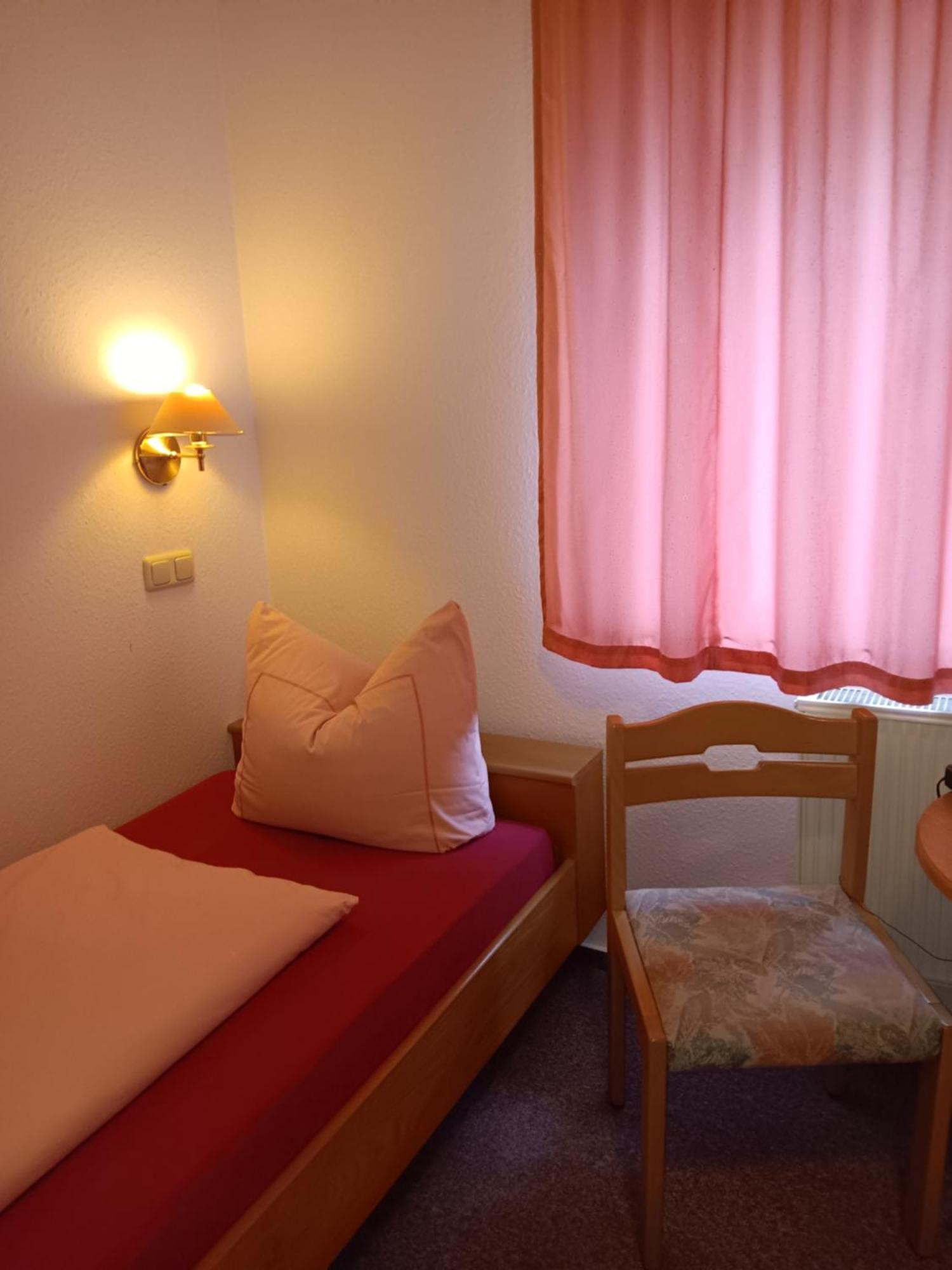 Hotel Burghof Schwarzatal Ngoại thất bức ảnh
