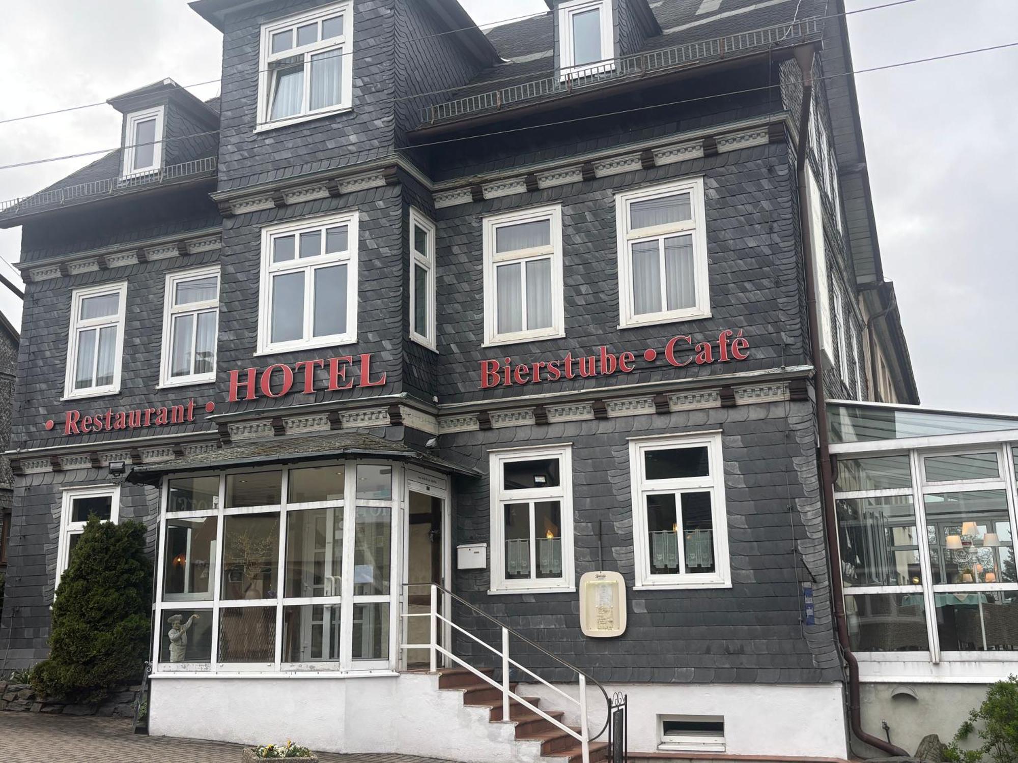 Hotel Burghof Schwarzatal Ngoại thất bức ảnh